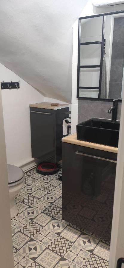 A L'Abri Du Temps Apartment Chateaudun Bagian luar foto